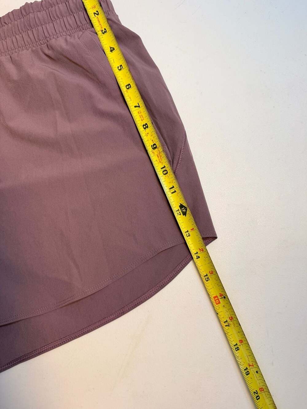 NWT Under Armour Flex Woven Shorts Mauve Women’s XXL - Picture 5 of 6